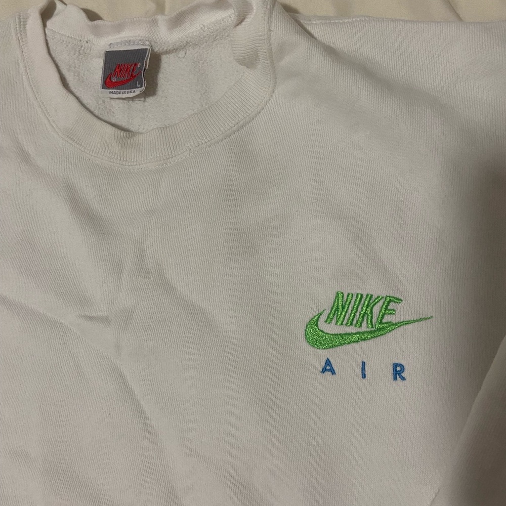 Nike Embroidered Sweatshirt